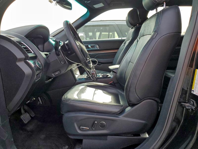Photo 7 from auction – 2017 FORD EXPLORER L with VIN 1FM5K7F84HGA16867