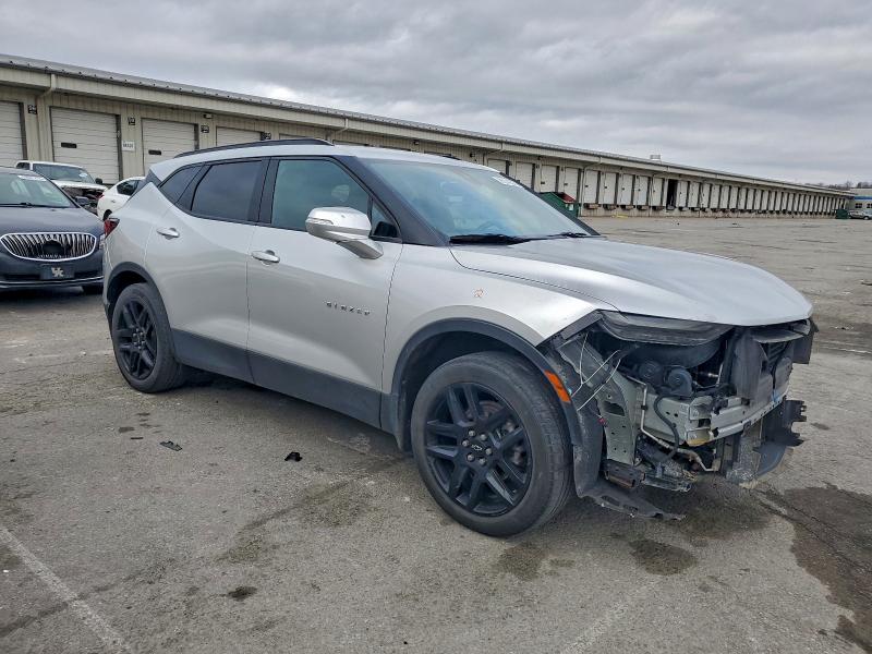 Photo 4 from auction – 2021 CHEVROLET BLAZER 2LT with VIN 3GNKBCRS4MS552762