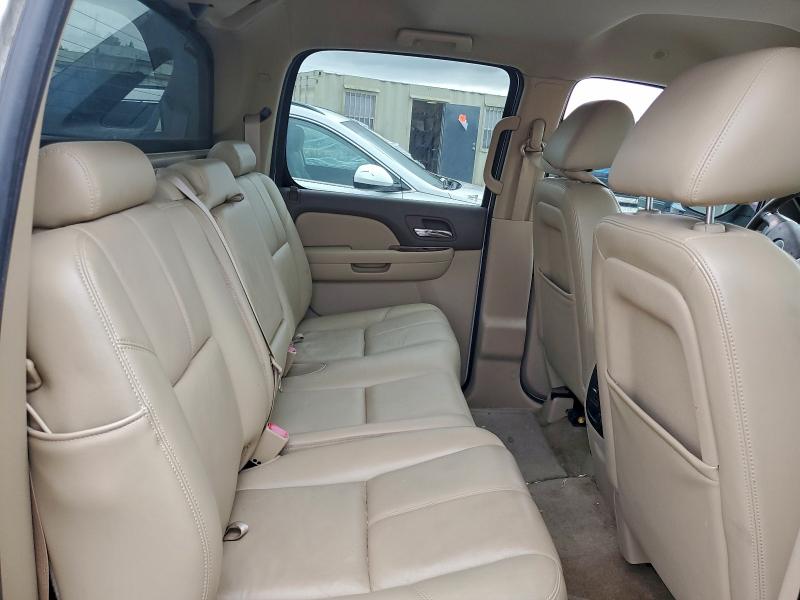 Foto 10 de la subasta – 2010 CHEVROLET AVALANCHE con VIN 3GNNCFE0XAG247913