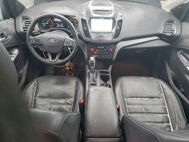 Photo 8 from auction – 2018 FORD ESCAPE SEL with VIN 1FMCU0HD4JUB10175