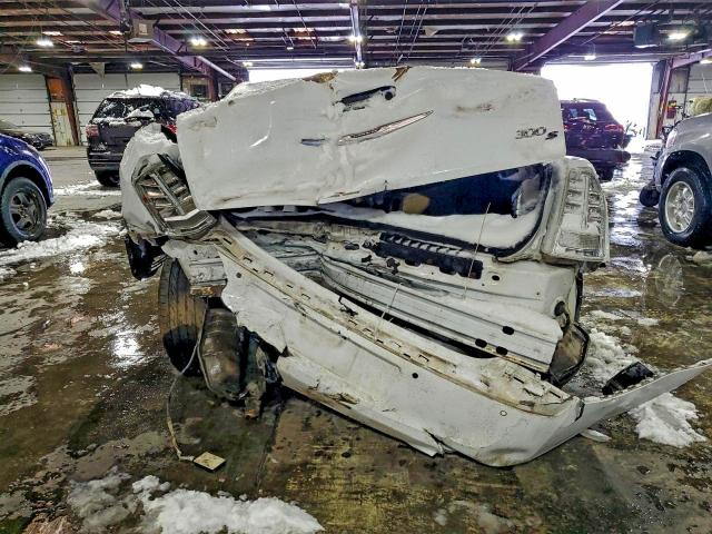 Photo 6 from auction – 2013 CHRYSLER 300 S with VIN 2C3CCABGXDH548615