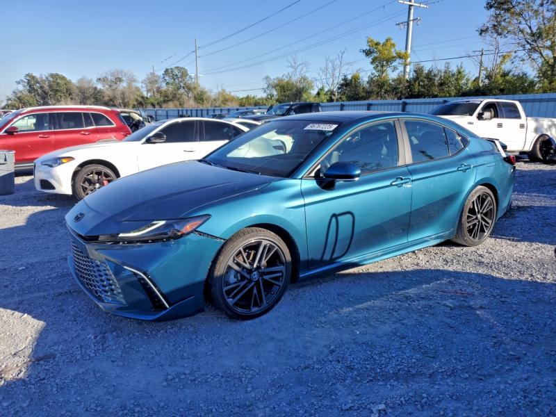 TOYOTA CAMRY XSE 2025 with VIN 4T1DAACK8SU162001 - Photo from auction