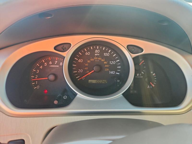 Photo 9 from auction – 2004 TOYOTA HIGHLANDER with VIN JTEGP21A940031729
