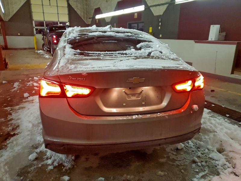 Photo 6 from auction – 2022 CHEVROLET MALIBU LT with VIN 1G1ZD5ST2NF124557