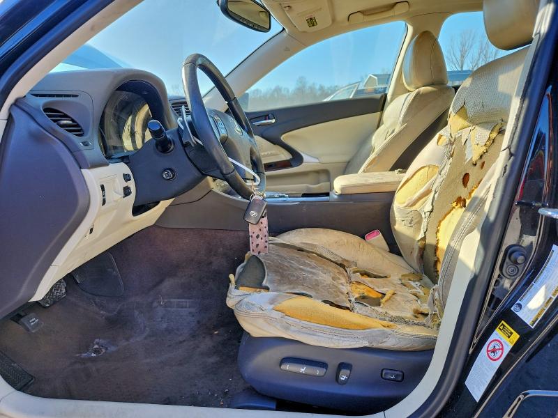 Photo 7 from auction – 2010 LEXUS IS 250 with VIN JTHCF5C28A5036091