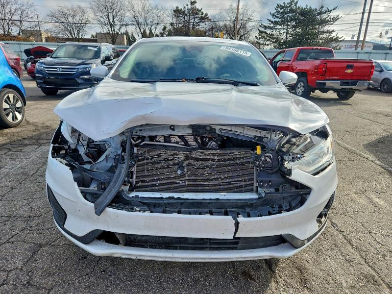 Photo 5 from auction – 2019 FORD FUSION with VIN 3FA6P0HD4KR248970