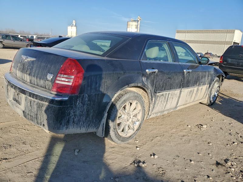 Photo 3 from auction – 2005 CHRYSLER 300C with VIN 2C3JA63H75H566332