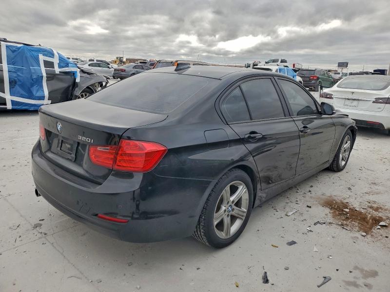 Photo 3 from auction – 2015 BMW 320 I with VIN WBA3B1C53FP831476