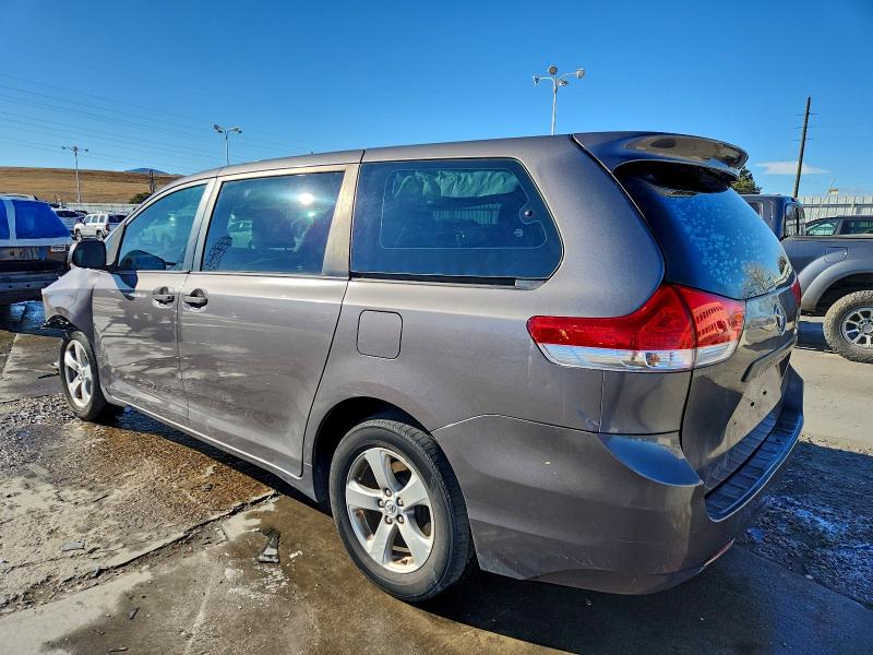 Photo 2 from auction – 2013 TOYOTA SIENNA with VIN 5TDZK3DC1DS332314
