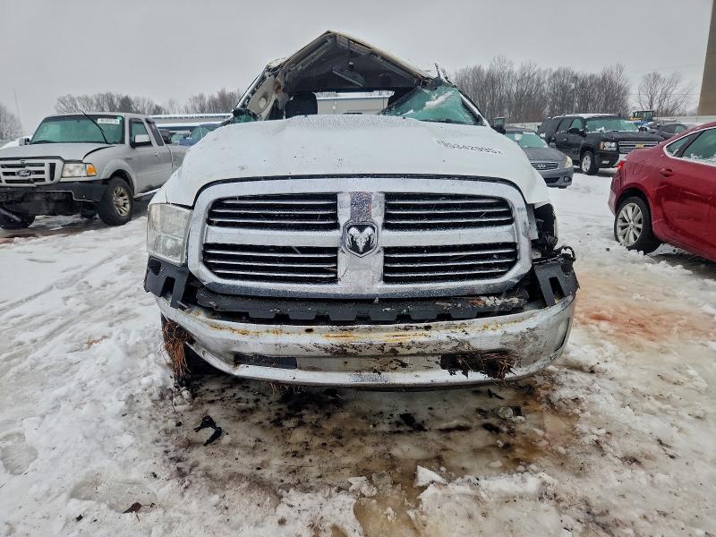 Photo 5 from auction – 2016 RAM 1500 with VIN 1C6RR7GT5GS216860