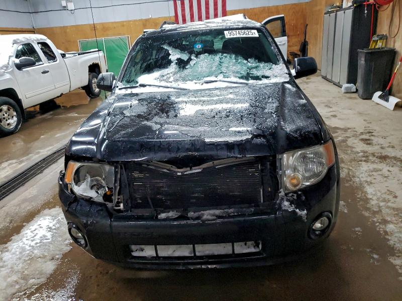 Photo 5 from auction – 2010 FORD ESCAPE XLT with VIN 1FMCU0D75AKD05715
