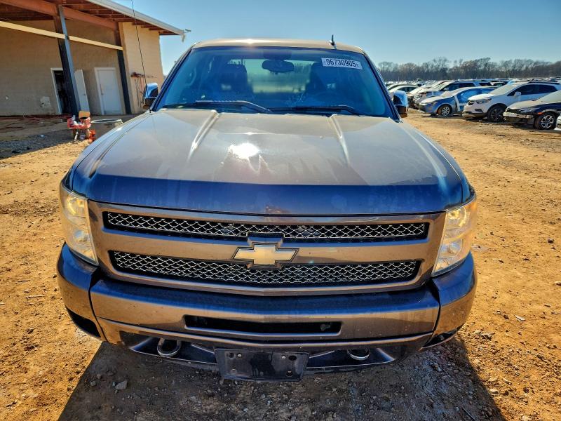 Foto 5 de la subasta – 2011 CHEVROLET SILVERADO con VIN 3GCPCSE04BG205071
