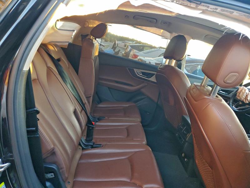 Photo 11 from auction – 2018 AUDI Q7 PREMIUM with VIN WA1LHAF77JD015342