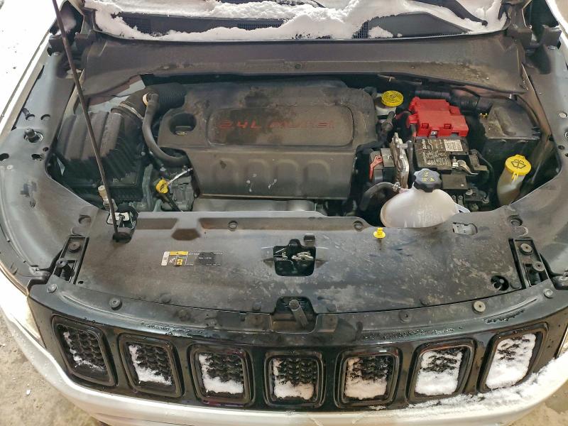 Photo 11 from auction – 2019 JEEP COMPASS LA with VIN 3C4NJDBB7KT670269