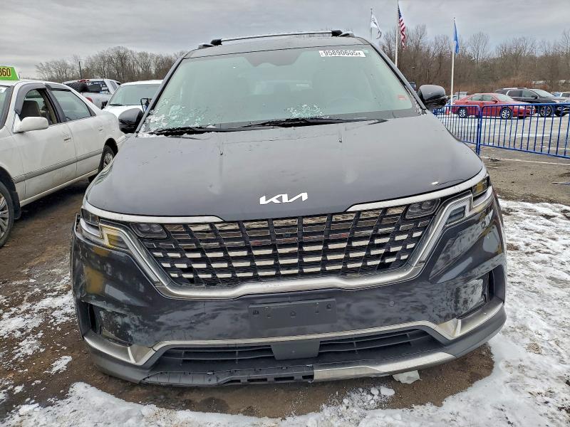 Photo 5 from auction – 2023 KIA CARNIVAL S with VIN KNDNE5H38P6291244