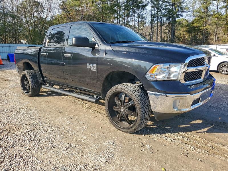 Photo 4 from auction – 2022 RAM 1500 CLASS with VIN 3C6RR7KG3NG199183