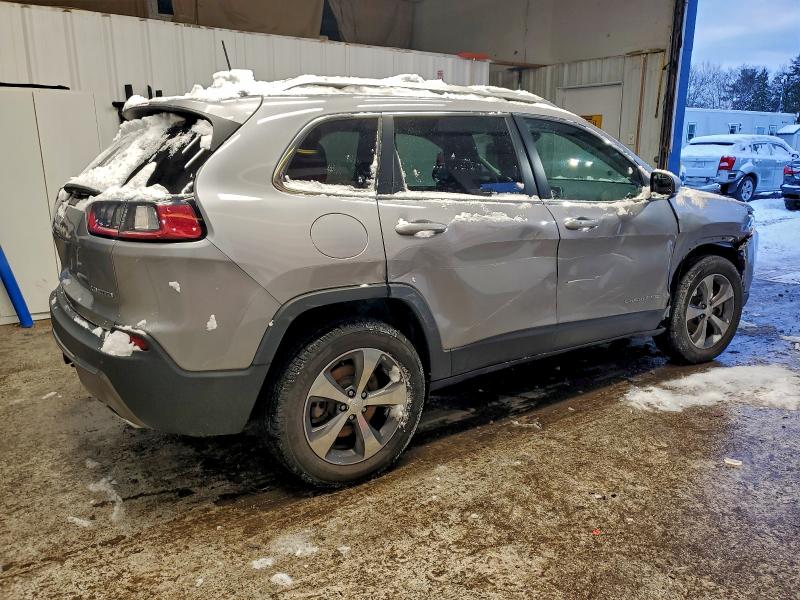 Photo 3 from auction – 2019 JEEP CHEROKEE L with VIN 1C4PJMDN8KD320798