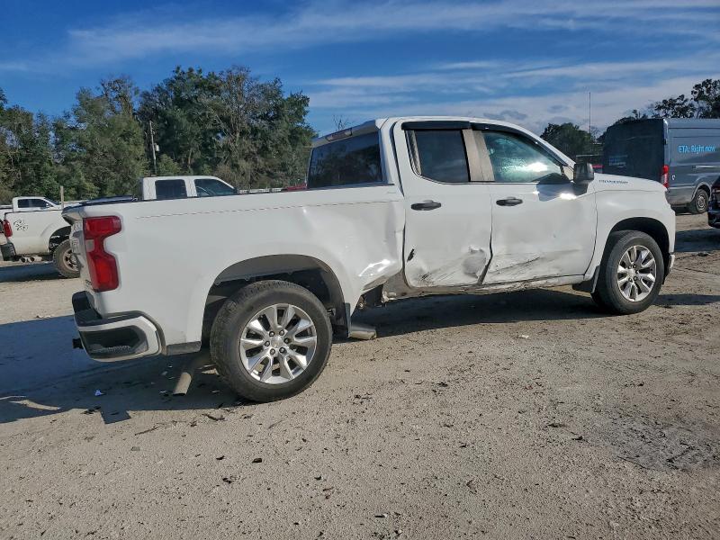 Photo 3 from auction – 2021 CHEVROLET SILVERADO with VIN 1GCRWBEK1MZ217487