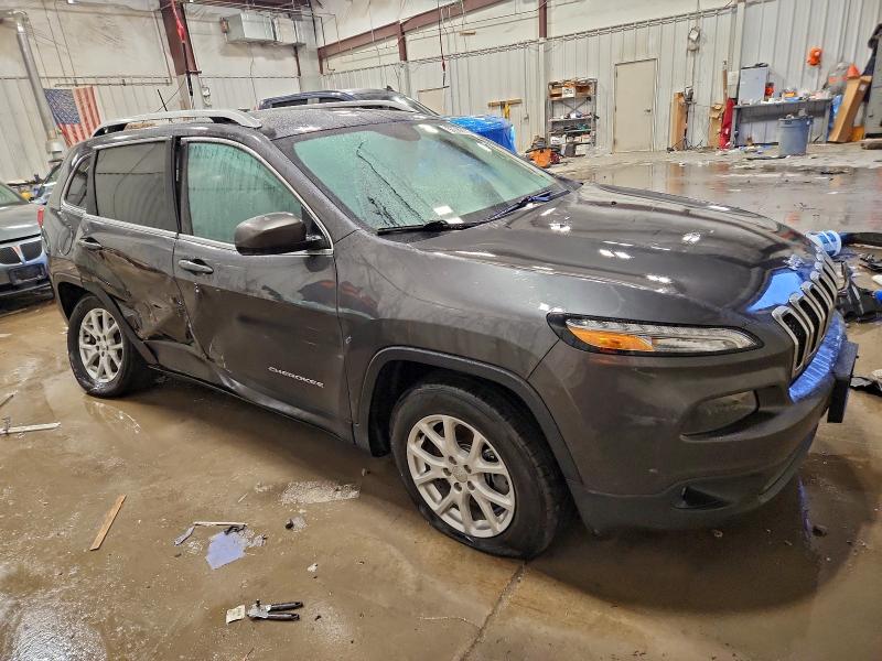 Photo 4 from auction – 2016 JEEP CHEROKEE L with VIN 1C4PJMCSXGW252670