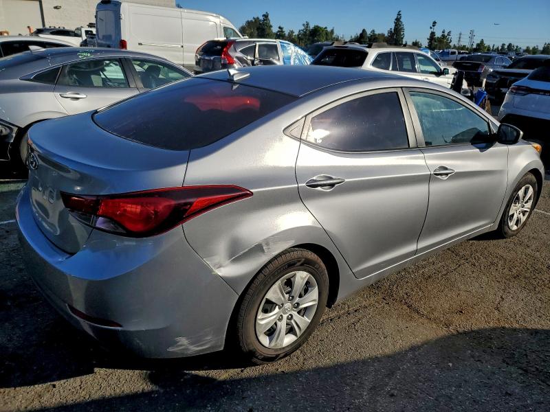 Photo 3 from auction – 2016 HYUNDAI ELANTRA SE with VIN 5NPDH4AE3GH769472