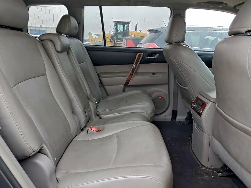 Photo 11 from auction – 2011 TOYOTA HIGHLANDER with VIN 5TDYK3EH0BS037451