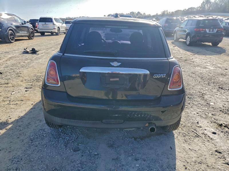 Photo 6 from auction – 2010 MINI COOPER with VIN WMWMF3C59ATZ23471