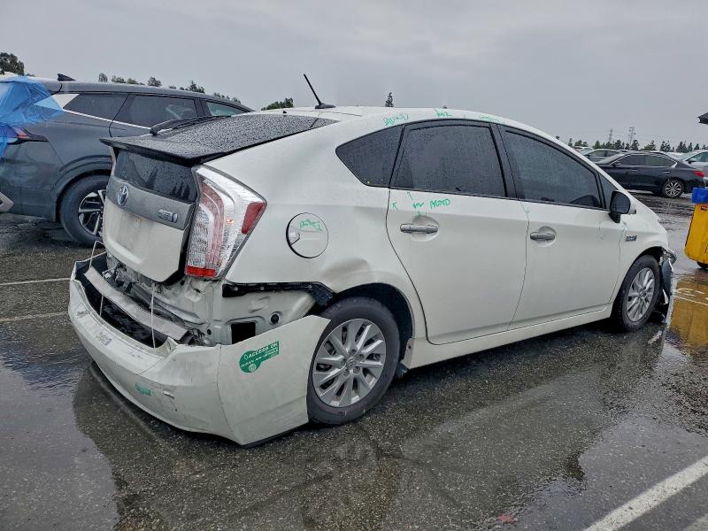 Photo 3 from auction – 2013 TOYOTA PRIUS PLUG with VIN JTDKN3DP0D3033801
