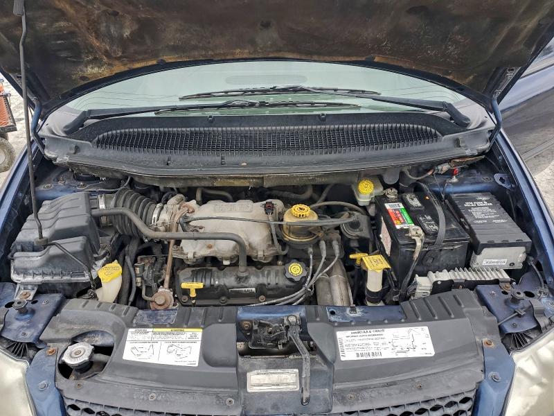 Photo 12 from auction – 2002 DODGE GRAND CARA with VIN 2B4GP74L22R523257