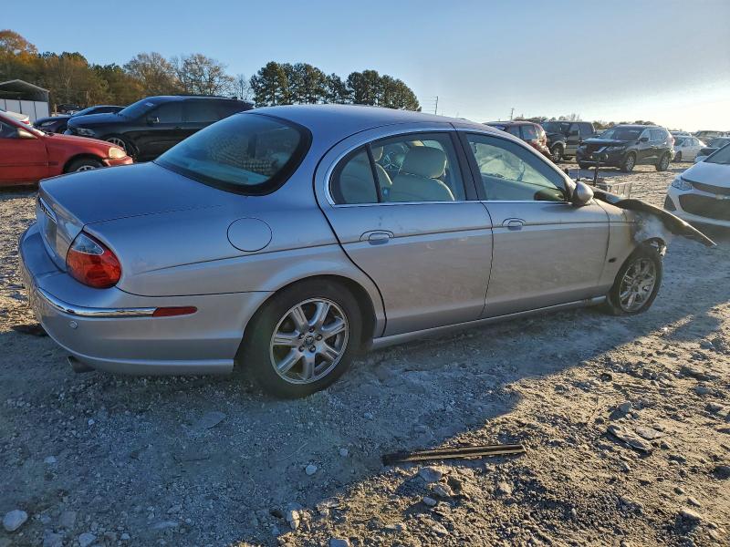 Photo 3 from auction – 2003 JAGUAR S-TYPE with VIN SAJEA01T63FM60990