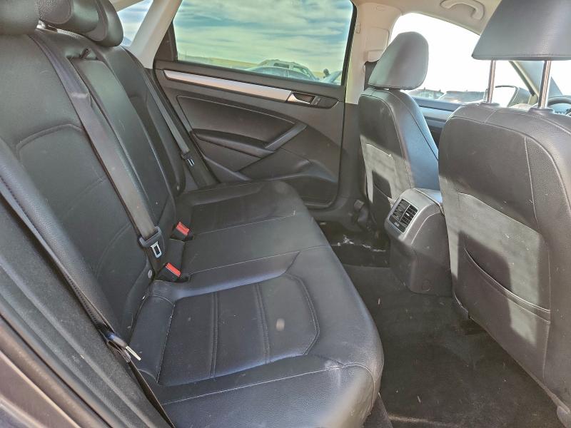 Photo 10 from auction – 2014 VOLKSWAGEN PASSAT SE with VIN 1VWBN7A37EC052028