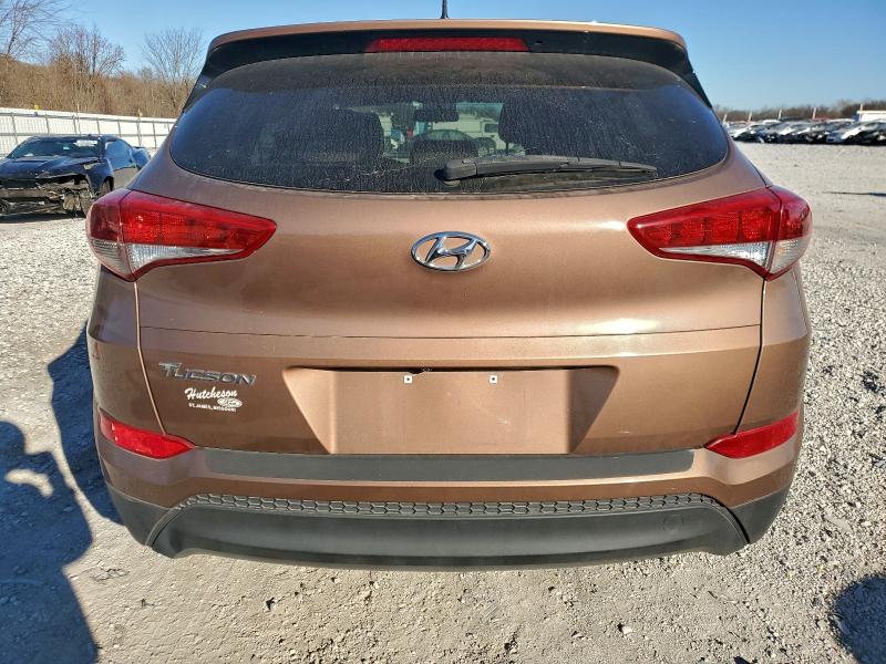 Photo 6 from auction – 2016 HYUNDAI TUCSON SE with VIN KM8J23A47GU224883