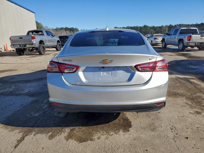 Photo 6 from auction – 2021 CHEVROLET MALIBU LT with VIN 1G1ZD5ST6MF075040