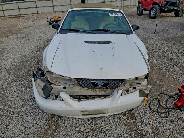 Photo 5 from auction – 2000 FORD MUSTANG with VIN 1FAFP4444YF245229