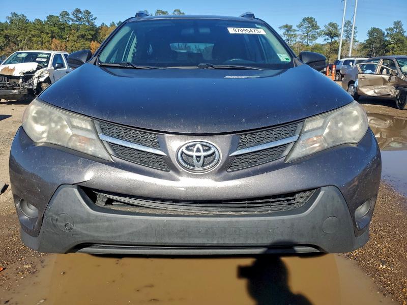 Photo 5 from auction – 2014 TOYOTA RAV4 LE with VIN 2T3ZFREV6EW123710