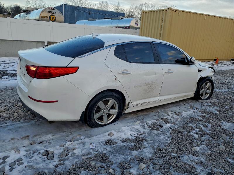 Photo 3 from auction – 2015 KIA OPTIMA LX with VIN KNAGM4A73F5559640