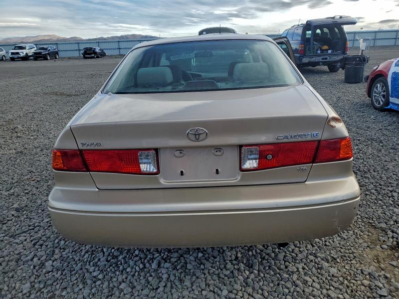 Photo 6 from auction – 2001 TOYOTA CAMRY CE with VIN JT2BF22K410329165