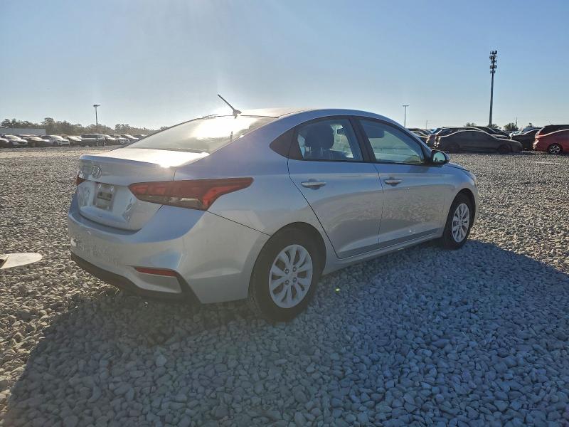 Photo 3 from auction – 2019 HYUNDAI ACCENT SE with VIN 3KPC24A37KE065302