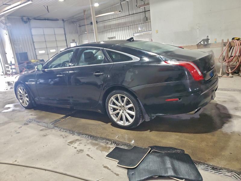 Photo 2 from auction – 2013 JAGUAR XJ with VIN SAJWA1C71D8V41251
