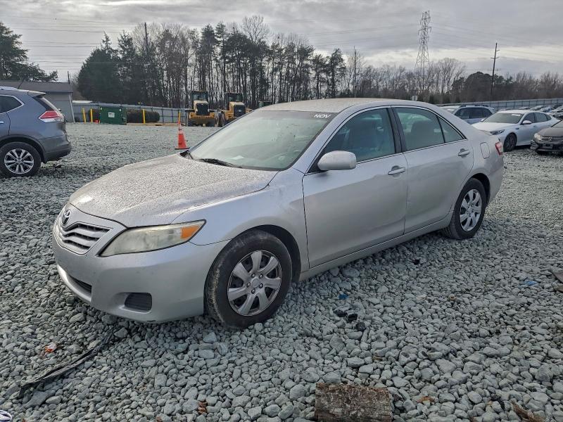 Foto 1 de la subasta – 2011 TOYOTA CAMRY BASE con VIN 4T1BF3EKXBU674263