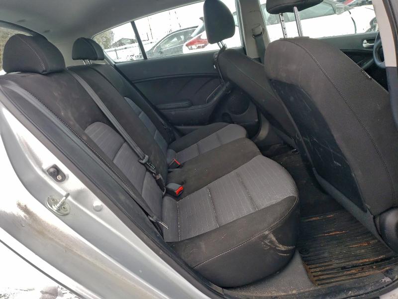 Photo 10 from auction – 2015 KIA FORTE LX with VIN KNAFK5A85F5428113