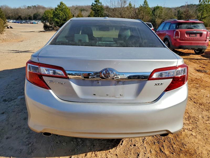 Photo 6 from auction – 2013 TOYOTA CAMRY SE with VIN 4T1BK1FK9DU530284