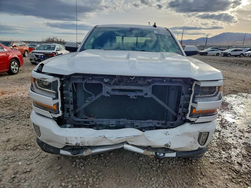 Photo 5 from auction – 2016 CHEVROLET SILVERADO with VIN 3GCUKREC5GG297243