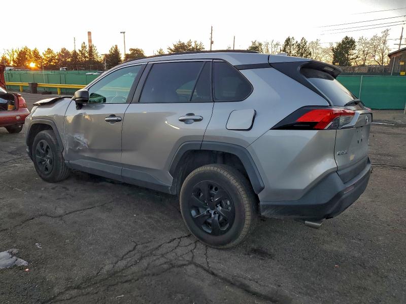 Photo 2 from auction – 2021 TOYOTA RAV4 LE with VIN 2T3F1RFVXMC215838