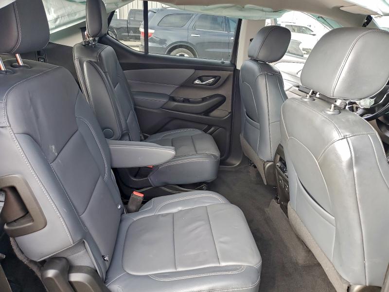 Photo 11 from auction – 2018 CHEVROLET TRAVERSE L with VIN 1GNERHKW7JJ252049