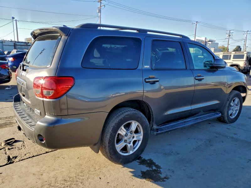 Photo 3 from auction – 2015 TOYOTA SEQUOIA SR with VIN 5TDZY5G13FS059819