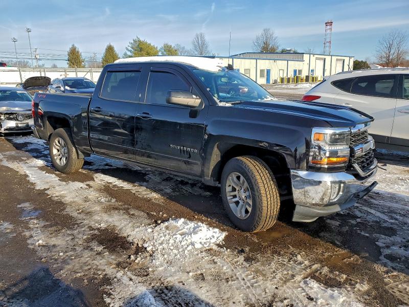 Photo 4 from auction – 2018 CHEVROLET SILVERADO with VIN 3GCUKREC9JG119388