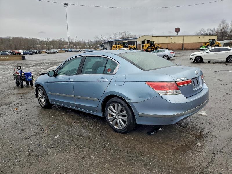 Photo 2 from auction – 2012 HONDA ACCORD EXL with VIN 1HGCP2F81CA070737