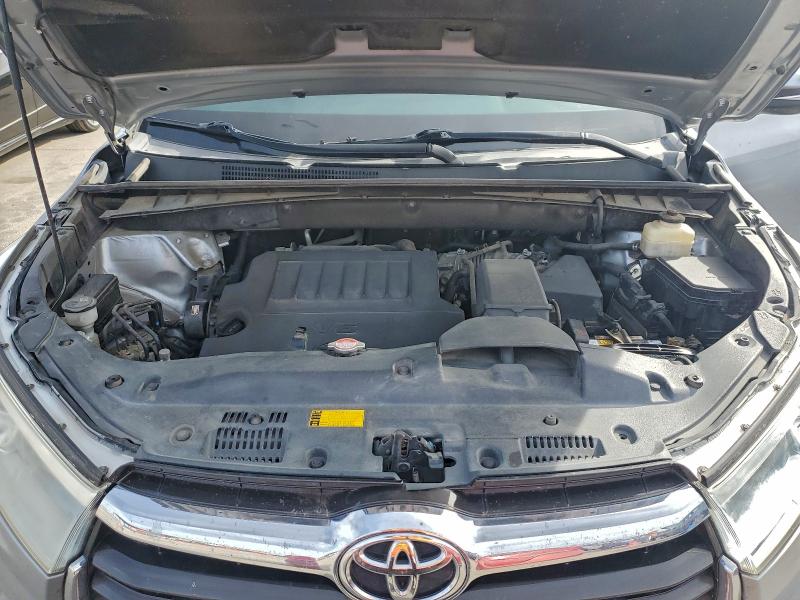 Photo 12 from auction – 2016 TOYOTA HIGHLANDER with VIN 5TDZKRFH3GS177023