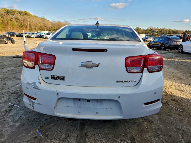 Photo 6 from auction – 2014 CHEVROLET MALIBU LS with VIN 1G11B5SL6EF290048