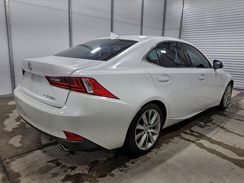 Photo 3 from auction – 2016 LEXUS IS 300 with VIN JTHCM1D27G5011205